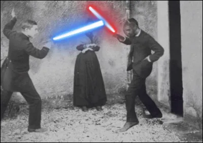 La bataille de Waterloo sest déroulée le 13 mai 1815.