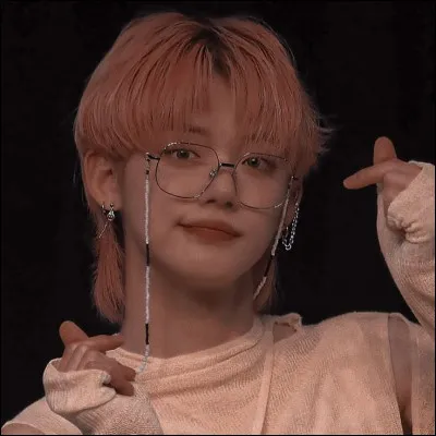 Yeonjun de TXT a-t-il déjà eu les cheveux rouges ?