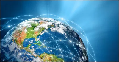 En quelle année l'Internet a-t-il été rendu accessible au public ?