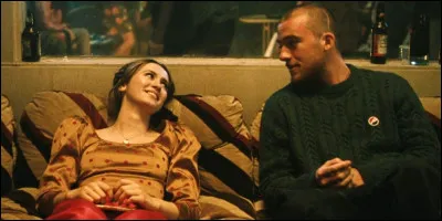 De qui Lexi se rapproche-t-elle durant cette saison, et dont elle tombe amoureuse ?