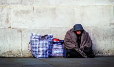 As-tu déjà donné de la nourriture ou de largent à un sans-abri ?