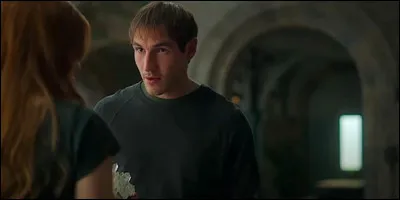 Qui se révèle être un traître ?