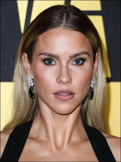 Qui est l'actrice de Rebekah Mikaelson ?