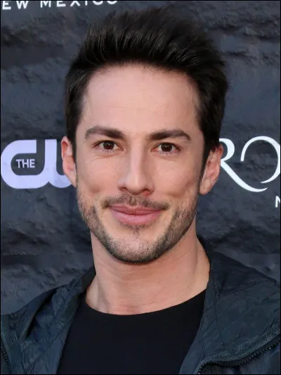 Qui est l'acteur de Tyler Lockwood ?