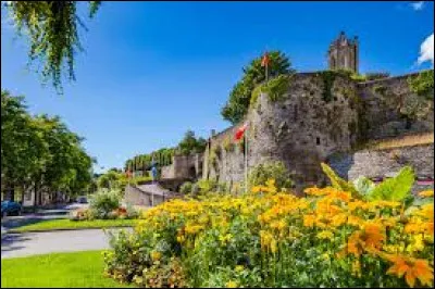 Géographie - Dans quelle région la ville de Saint-Lô se situe-t-elle ?