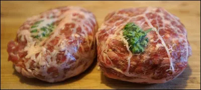 Quel poème satirique de Voltaire a été publié en 1736 ?