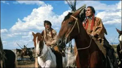 Ce film d'Arthur Penn revient sur la vie de Jack Crabb (Dustin Hoffmann) ; il donne une représentation positive des indiens, humains et victimes de la conquête de l'Ouest menée par l'armée américaine : c'est ...