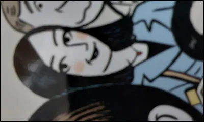 Quel est le m&eacute;tier de la m&egrave;re de Lucr&egrave;ce ?