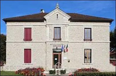 Pour commencer je vous emmène à Cize. Village Aindinois, il se situe dans l'ancienne région ...