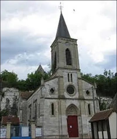 Voici l'église Saint-Léger, à Mousseaux-sur-Seine. Village Yvelinois, il se situe en région ...
