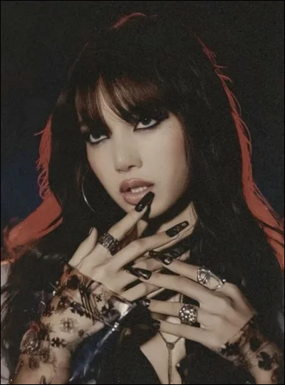 Quel est le titre du 2e album de Lisa ?