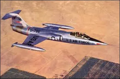 Quel avion de chasse américain fut surnommé "Le cercueil volant" ?