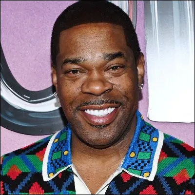 Quel rappeur, copain de lycée de Busta Rhymes, a sorti en 2001 lalbum "The Blueprint" ?