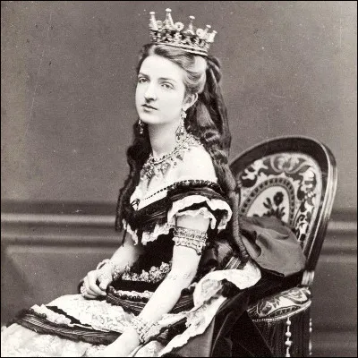 Quel plat de la cuisine italienne a été créé dans sa version actuelle en hommage à la reine Marguerite de Savoie ?