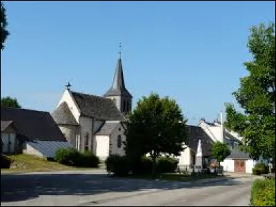 Village Puydômois, Cros se situe dans l'ancienne région ...