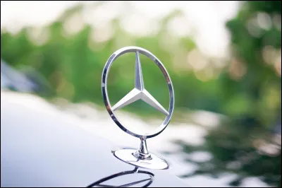 Quel est ce logo de voitures ?