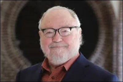 Qui est l'auteur du célèbre roman policier "Le Silence des agneaux" ?