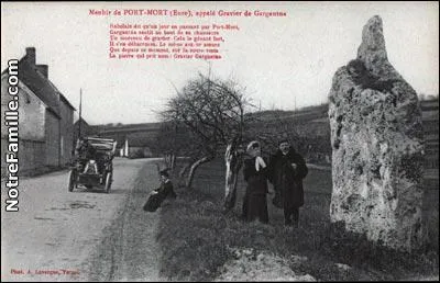 Ses habitants sont les Pormortais. Commune de l'Eure près de Gaillon où vous pourrez admirer le menhir de Gargantua c'est...