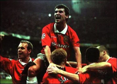 Les dernires annes de Keane  United seront houleuses. Agac par le laisser-aller de ses quipiers, en dsaccord avec Ferguson, il quitte le club en dcembre 2005. Il aura jou avec MU...