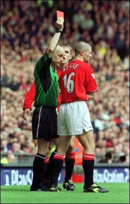 La saison 98-99 est faste pour MU : Victoire en Cup, titre de champion d'Angleterre acquis  l'ultime journe et succs en Champion's League. Mais Keane tait suspendu pour certains de ces matchs...