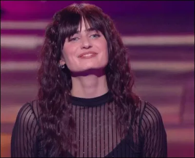 À quel télé-crochet a participé cette chanteuse ?