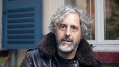 Comment s'appelle le premier film (long-métrage) de ce réalisateur ?
