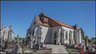 Voici l'église Saint-Maurice, à Nogent-sur-Aube. Village Aubois, il se situe dans l'ancienne région ...