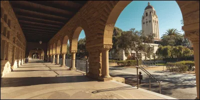 Stanford est le nom d'une université américaine.