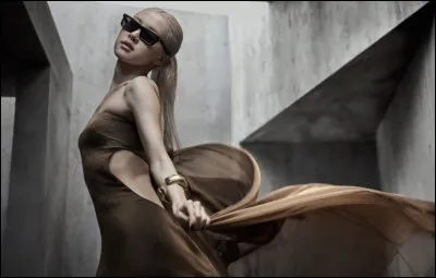 Quelle est la date d'anniversaire de Rosé ?