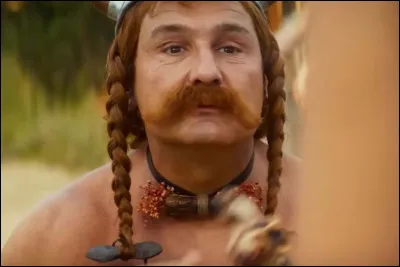 Quel acteur a pris les traits d'Obélix sur cette image ?