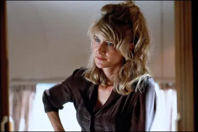 Clint Eastwood a réalisé ce film, où Dern interprète Sally Gerber, qui a pour titre...