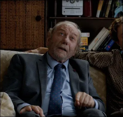 Jean-Patrick Benes a réalisé ce film, où Berroyer interprète Roger, qui a pour titre...