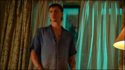 Comment s'appelle cette série créée par Brit Marling et Zal Batmanglij, et dans laquelle Dickinson joue Bill Farrah ?