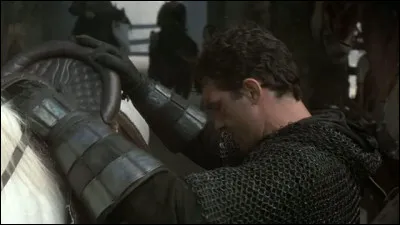 Comment s'appelle ce film de John McTiernan, avec Banderas dans le rôle d'Ahmed Ibn Fahdlan ?