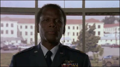 Poitier joue Roy Parmenter dans ce film de Richard Benjamin, qui est...