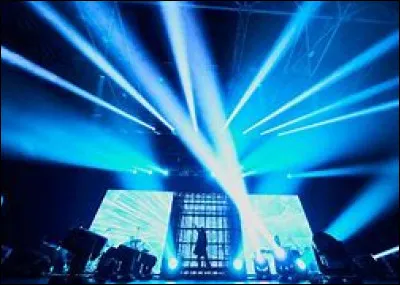 Quelles chansons Ado a-t-elle interprétées ?