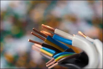 Quelles sont les couleurs du fil de terre en électricité ?