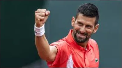 Qui est devenu l'entraîneur de Novak Djokovic en 2025 ?