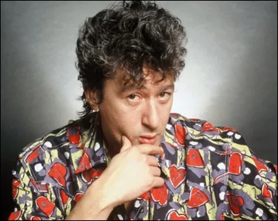 Qui est ce chanteur dont l'un des albums s'intitule ''Osez Joséphine'' ?