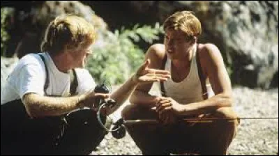 La Loire. Les Acrobates. 

Jhabitais de ce côté ci, toi tu logeais de lautre côté...
Si tu veux de moi
Alors viens me retrouver, 

Où vont-ils se retrouver ?