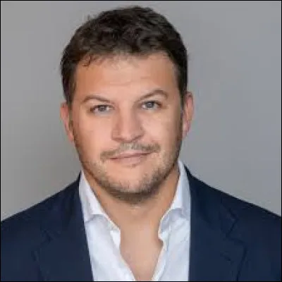 Quel adverbe est le nom d'un roman écrit par Guillaume Musso ?