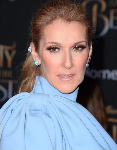 Quelle est la nationalité de la chanteuse Céline Dion ?