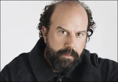 Comment s'appelle l'acteur de Murray Bauman ?