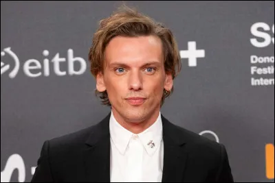 Comment s'appelle l'acteur de Vecna/001/Henry Creel ?