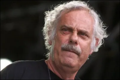 Qui est cet acteur né en Suisse qui joue un des rôles principaux dans le film ''Carnaval'', réalisé par Ronny Coutteure en 1987 ?