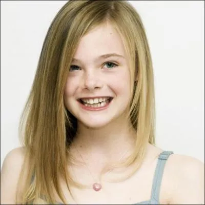 Celle-ci ressemble  la prcdente et c'est normal, puisque c'est sa petite soeur :