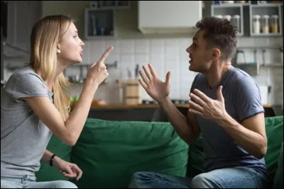 Quand quelqu'un te fait une remarque désagréable, comment réagis-tu ?