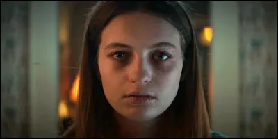 Comment s'appelle la fille que Deena aime ?