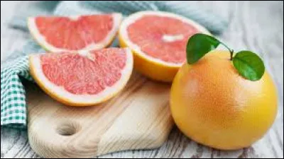 Où trouve-t-on un district appelé "Pamplemousses" ?