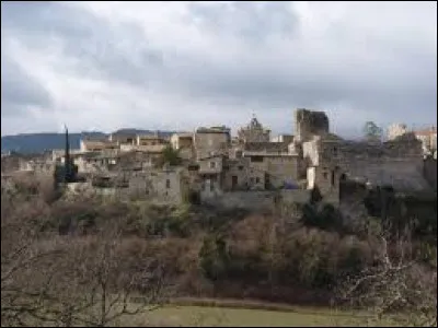 Je vous emm&egrave;ne maintenant en Auvergne-Rh&ocirc;ne-Alpes, &agrave; Beaufort-sur-Gervanne. Village de l'arrondissement de Die, il se situe dans le d&eacute;partement ...
